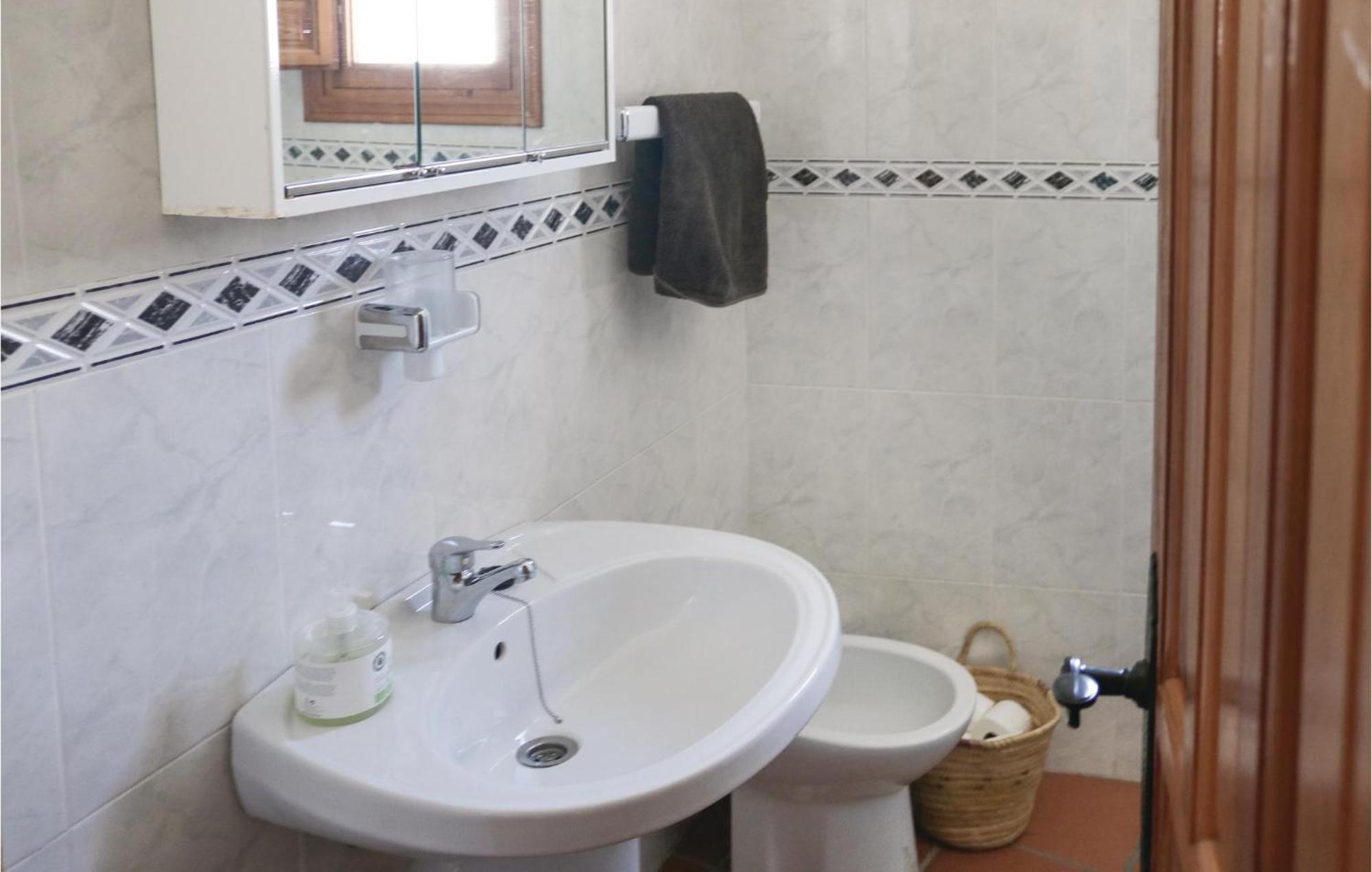 Nice Home In Canillas De Albaida With Wifi Екстер'єр фото